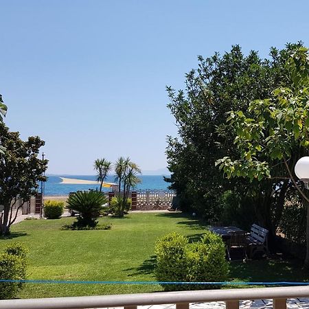 Country House By The Sea !!! Villa Karavómilos Eksteriør bilde