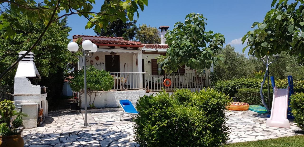 Country House By The Sea !!! Villa Karavómilos Eksteriør bilde