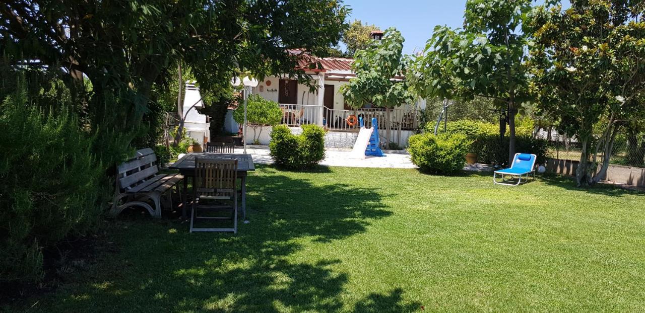 Country House By The Sea !!! Villa Karavómilos Eksteriør bilde