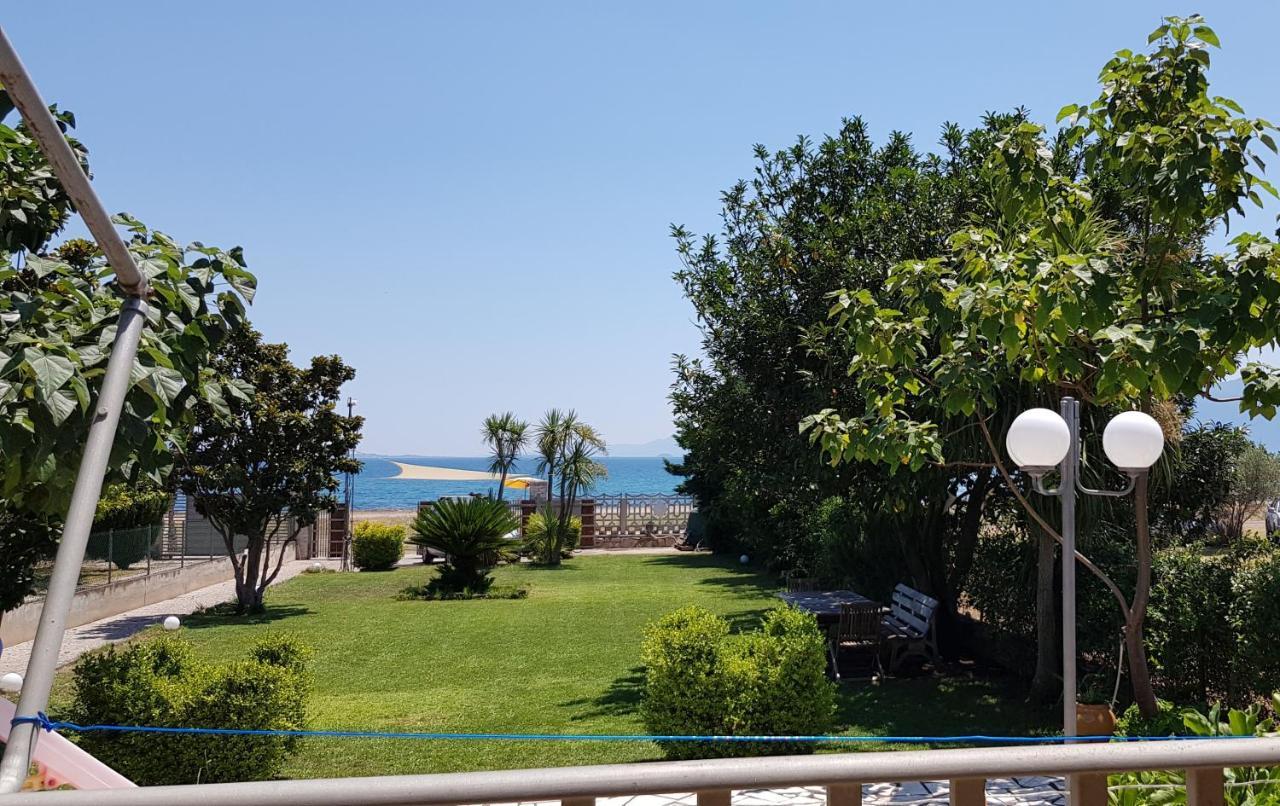 Country House By The Sea !!! Villa Karavómilos Eksteriør bilde